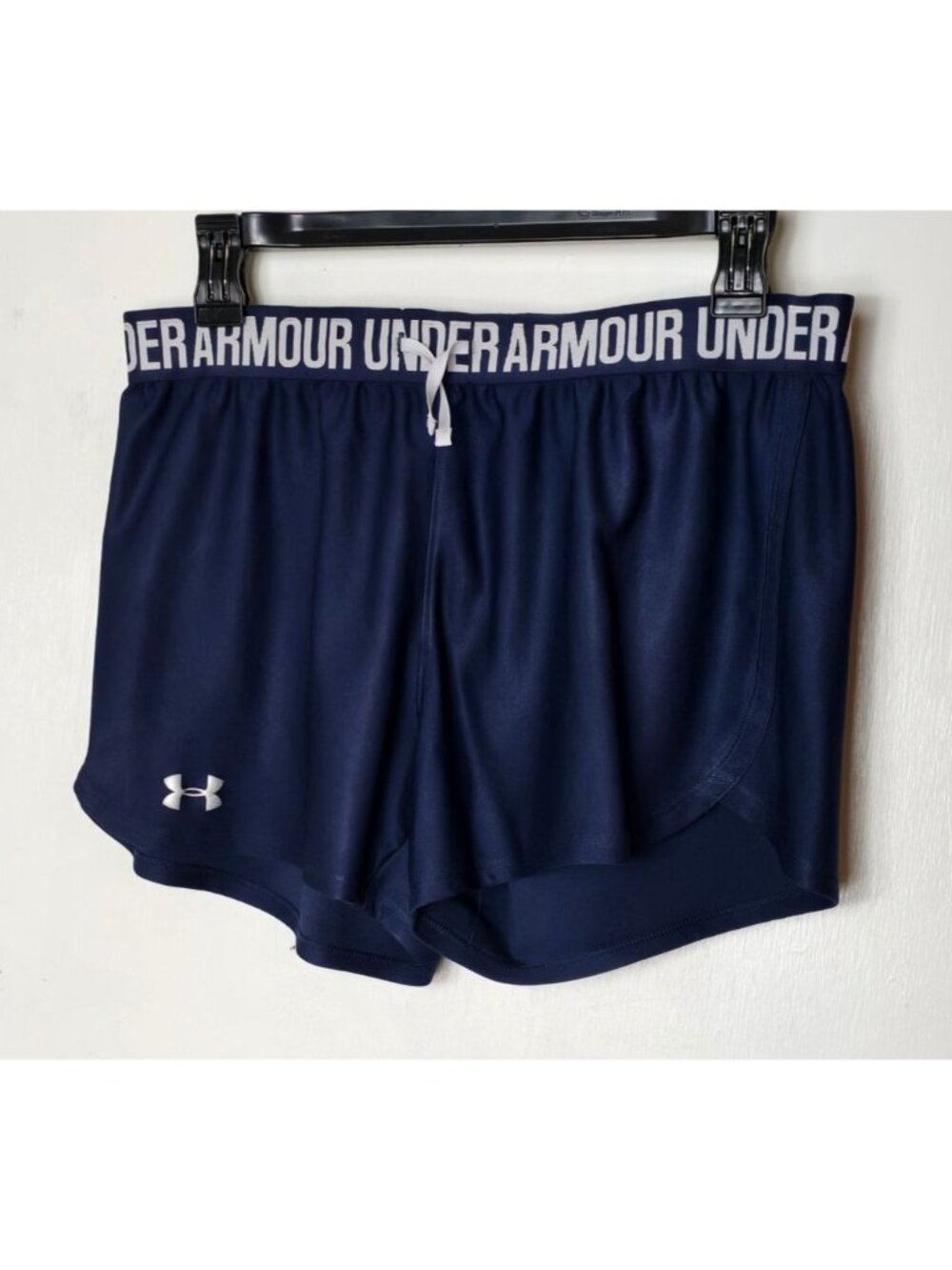Under Armour Womens M Athletic Shorts Blue Play Up UA HeatGear Loose 3" Inseam